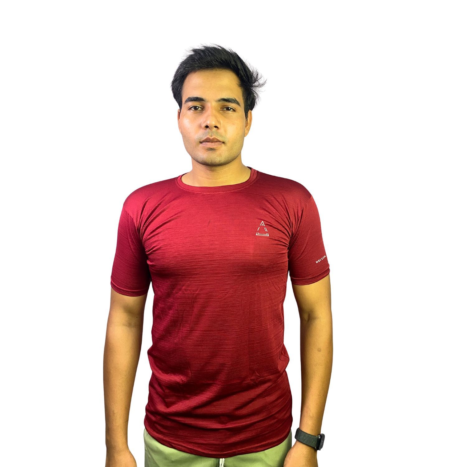 Wruxing Solid Men Round Neck Maroon T-Shirt