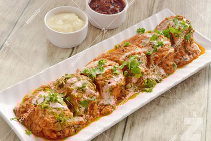 Butter Chicken Momos