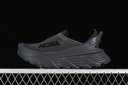 HokaMens Challenger ATR 7 - Triple Black-Euro 41