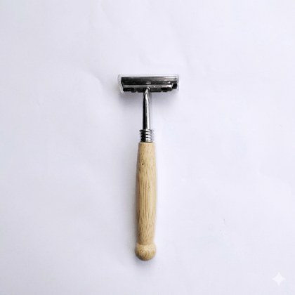 Malvaa Eco-Friendly Double Edge Safety Razor with Wooden Handle