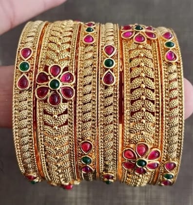Geru Polish Bangles set