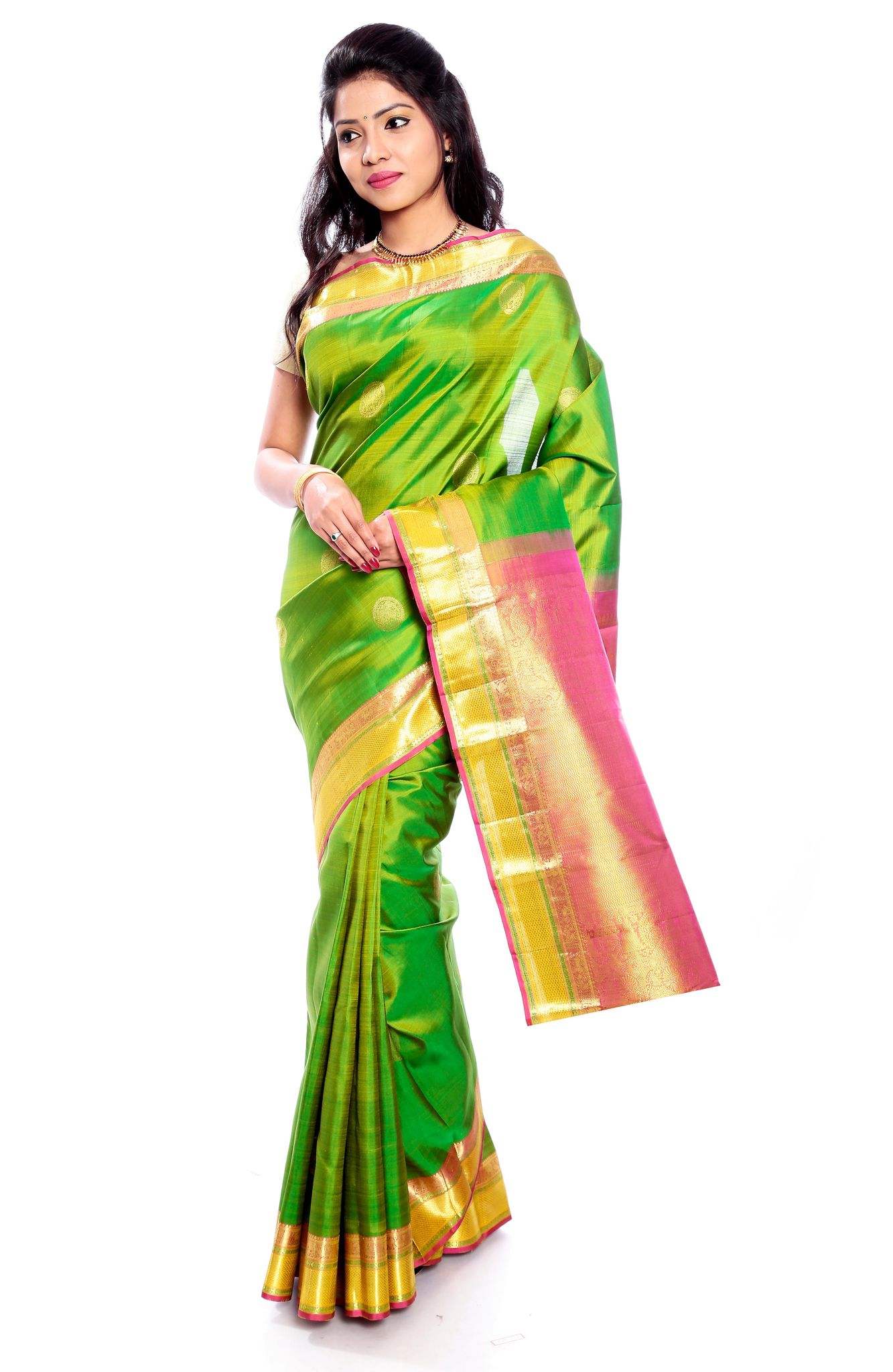 Green Kanchipuram Silk Saree Round Elephant Motifs