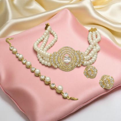 Auric Queen Pearl Choker Set With Bracelet Auric Queen Pearl Choker Set With Bracelet