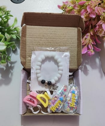 Trendy Gift Hamper for Girls – Bracelet, Cute Hair Clips & Stylish Accessories