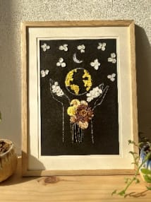 Moonlight Pressed Flower Frame  Unique Botanical Wall Art & Wedding Keepsake