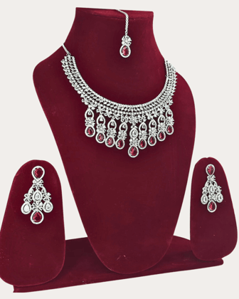 Dazzling Ad Stone Fitted Rose Colour Necklace Set With Maang Tikka