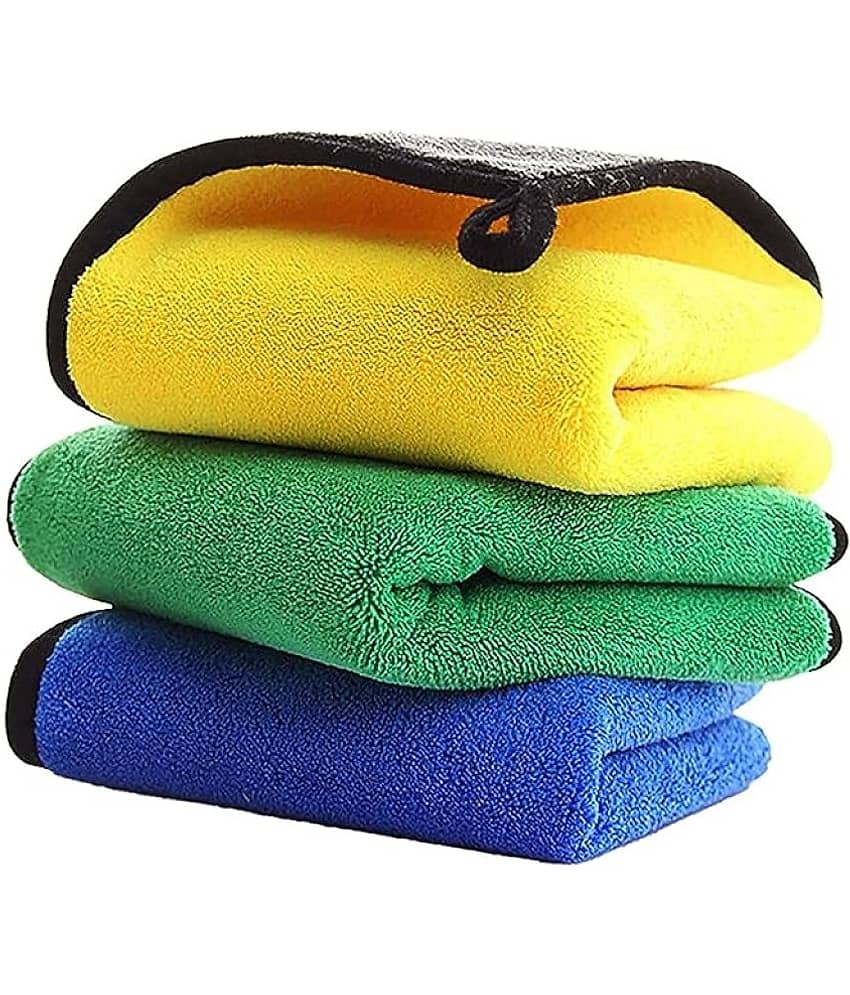 mahek accessories Multicolor 800 GSM Microfiber Cloth For Automobile ( Pack of 3 )