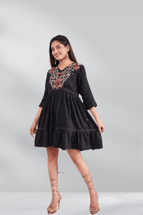 Cotton V Neck Embroidered Tunic Top-Black / M