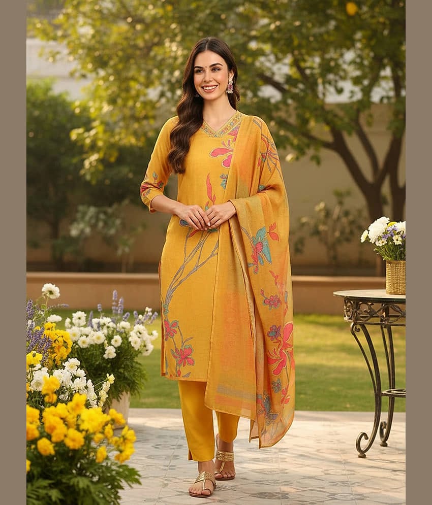 Vaamsi Women Silk Blend Printed Straight Kurti With Pants ( Mustard )