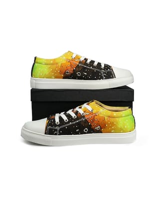 Women Printed Lightweight Canvas Sneakers