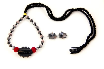 Flower Beeded Chokar( Necklace)