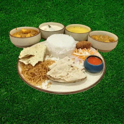 8 Course Chingri Thali