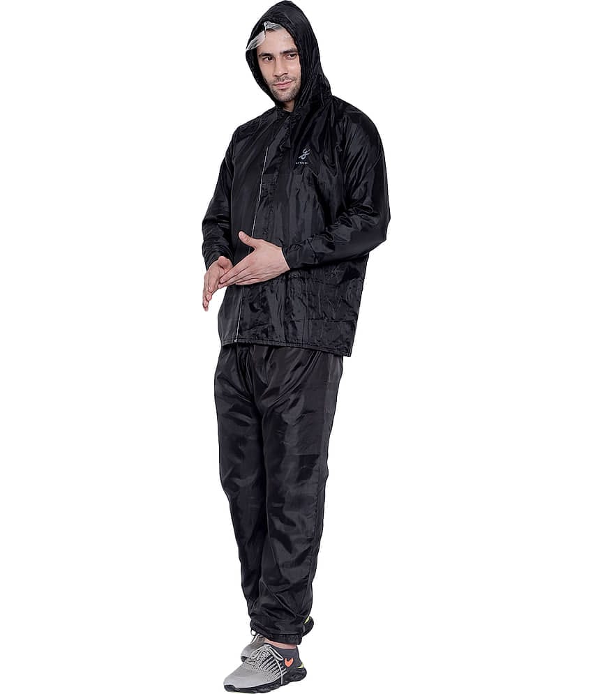 Zacharias Raincoat Set - Black
