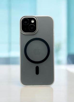 Black Ring Clear Case with Anti Yellow Protection for iPhone 15