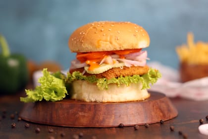 Classic veg burger