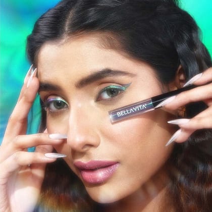 Fantasy Beams Holographic Eyeliner - 1ml Fantasy Beams Holographic Eyeliner - 1ml - Unicorn Sparkle