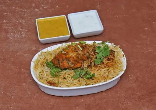 Hotel Nakshatra Grand