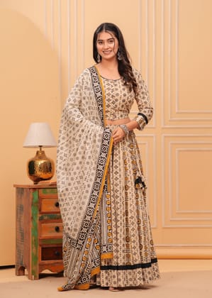 Festive Fusion Blockprinted Creamy Beige Lehanga Choli Set-S (36)
