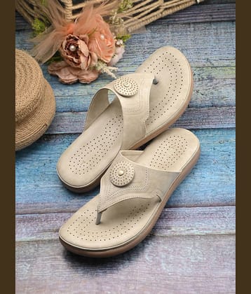 Footloose Cream Women's Flats