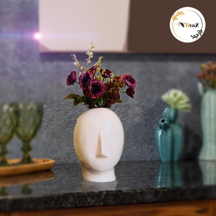 Adorable Human Face Vases-Off White / H: 9 inch | L: 6 inch | W: 7 inch / Polyresin