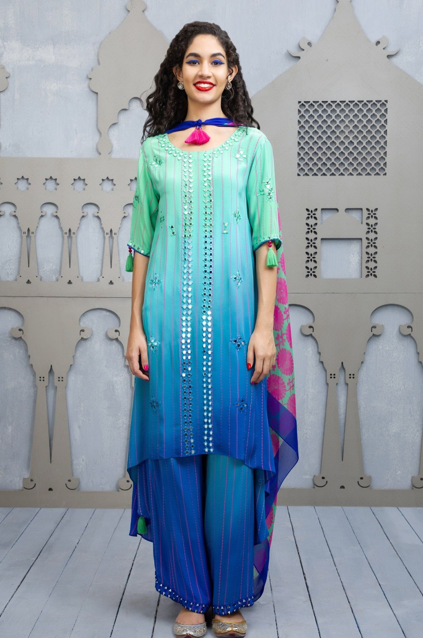 OMBRE - SANYUKTA-X- SMALL