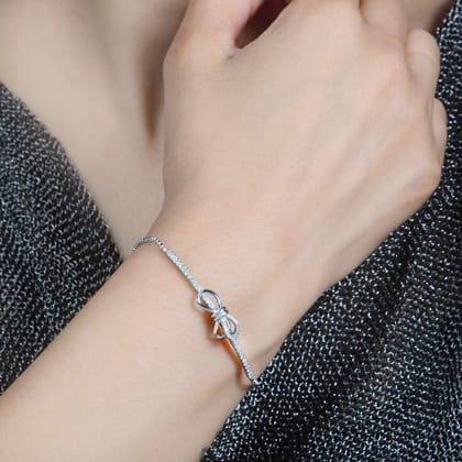 Silver Life-long Knott Bolo-bracelet
