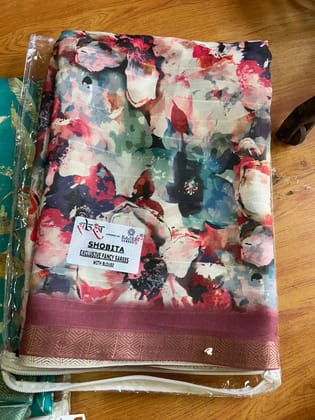 Fashion World Exquisite Sarees for Women and Men