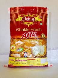 LOHIA ATTA 5KG PLASTIC