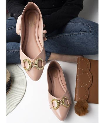 Shoetopia Pointed-Toe Chunky Chain-Link Peach Ballerinas For Girls