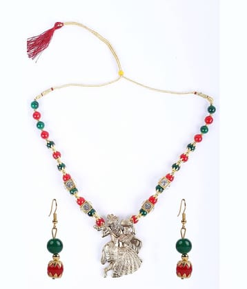 PUJVI - Golden Alloy Necklace Set ( Pack of 1 )