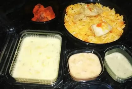 Biryani [2 Pieces] With Boneless Butter Roast [2 Pieces]