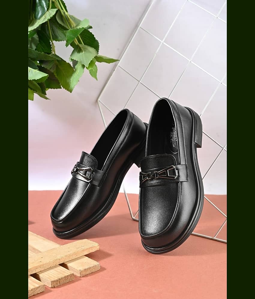 Sir Corbett Black Women's Loafers