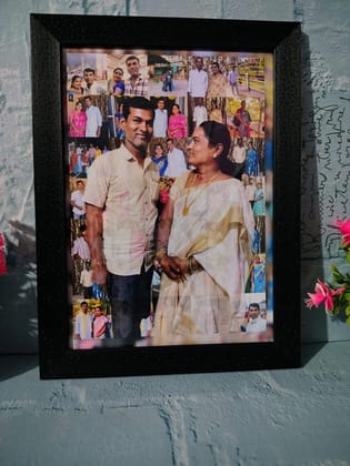 Personalised Moosic photo frame.Size:9x12inch
