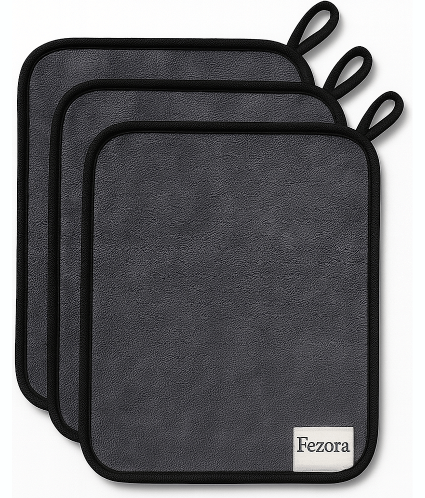 Super Absorbent Microfiber Cleaning Cloth for Multipurpose Use Including Kitchen Countertops Utensils Glass and Car Interiors 20 x 30 cm