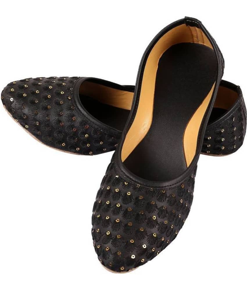 Raj Black Ethnic Footwear