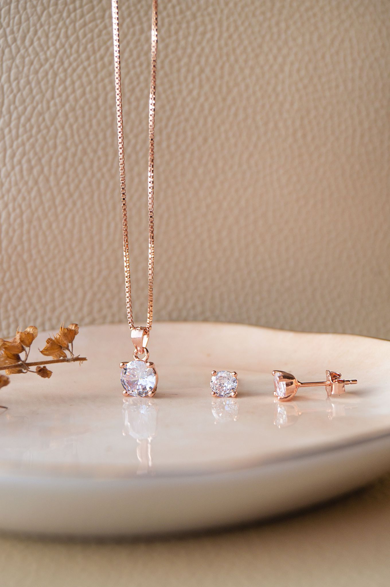 Classic Solitaire Rose Gold Plated Sterling Silver Pendant Set-With Chain / Rose