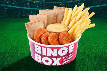 Binge Box - Pizza Puff (4pcs) +Chicken Nuggets (4pcs) +Fries (S) +Dip
