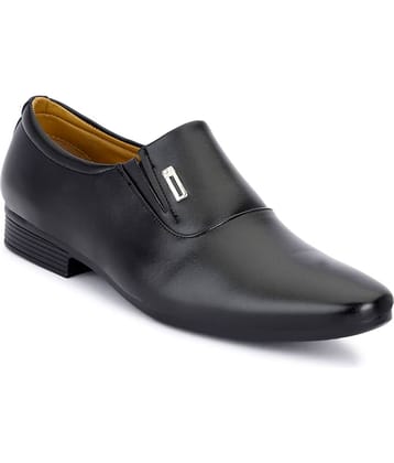 MARKRANGE Slip On Artificial Leather Black Formal Shoes