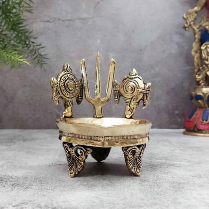 Brass Shank Chakra Namah Diya - 4.8 inch Height | Auspicious Brass Diya with Shank and Chakra Design Brass Shank Chakra Namah Diya - 4.8 inch Height | Auspicious Brass Diya with Shank and Chakra Design