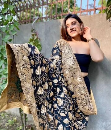 Heavy Embroidered Odhani with zardozi tilla in black
