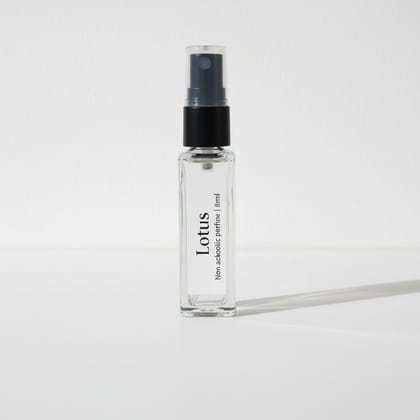 Kamal / lotus spray perfume (no alcohol) - homemade