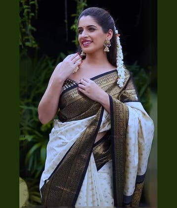 fab woven Art Silk Woven Kanjeevaram Sarees With Unstitched Blouse Piece ( White )