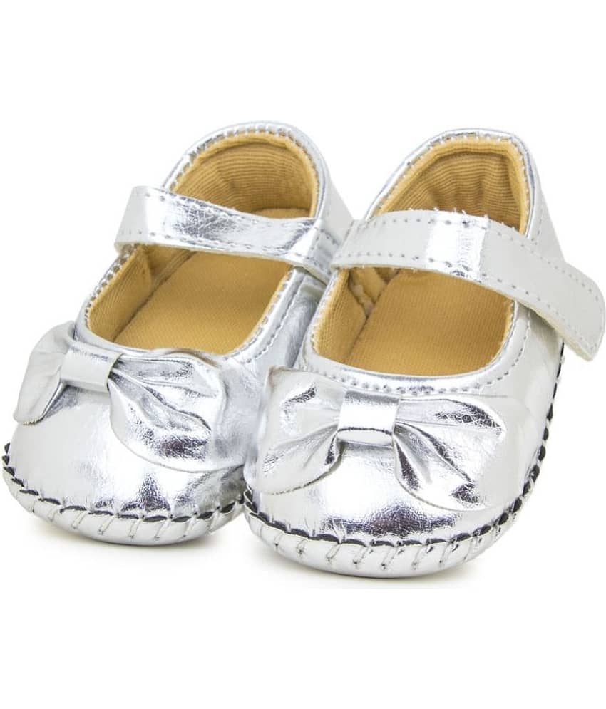 Neska Moda 6 To 12 Months Baby Girls Synthetic Leather Party Wear Floral Sandal Booties (Silver)
