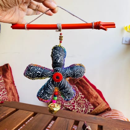 Flora Mini Hanging - black