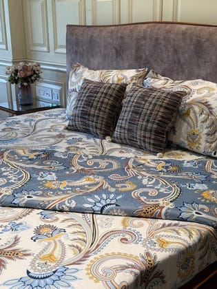 KRI India The Minimalist Duotone Paisley Comforter Set | 90x100 inches | Printed Ivory bedsheet with a blue printed comforter | Wash & Care | 100% Cotton | Handcrafted in India. 100% organic & natural.
