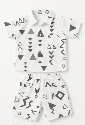 KIDS SUIT 2 TO 3 YRS 1 Top & 1 Bottom.. KIDS SUIT 2 TO 3 YRS 1 Top & 1 Bottom..