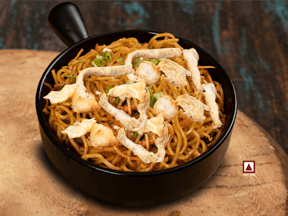 Chicken Noodles In Hot Garlic Sauce Regular
