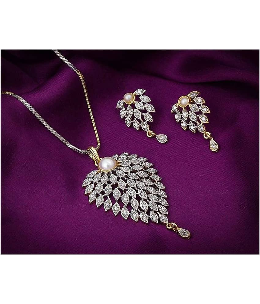 Sunhari Jewels - Golden Pendant set ( Pack of 1 )