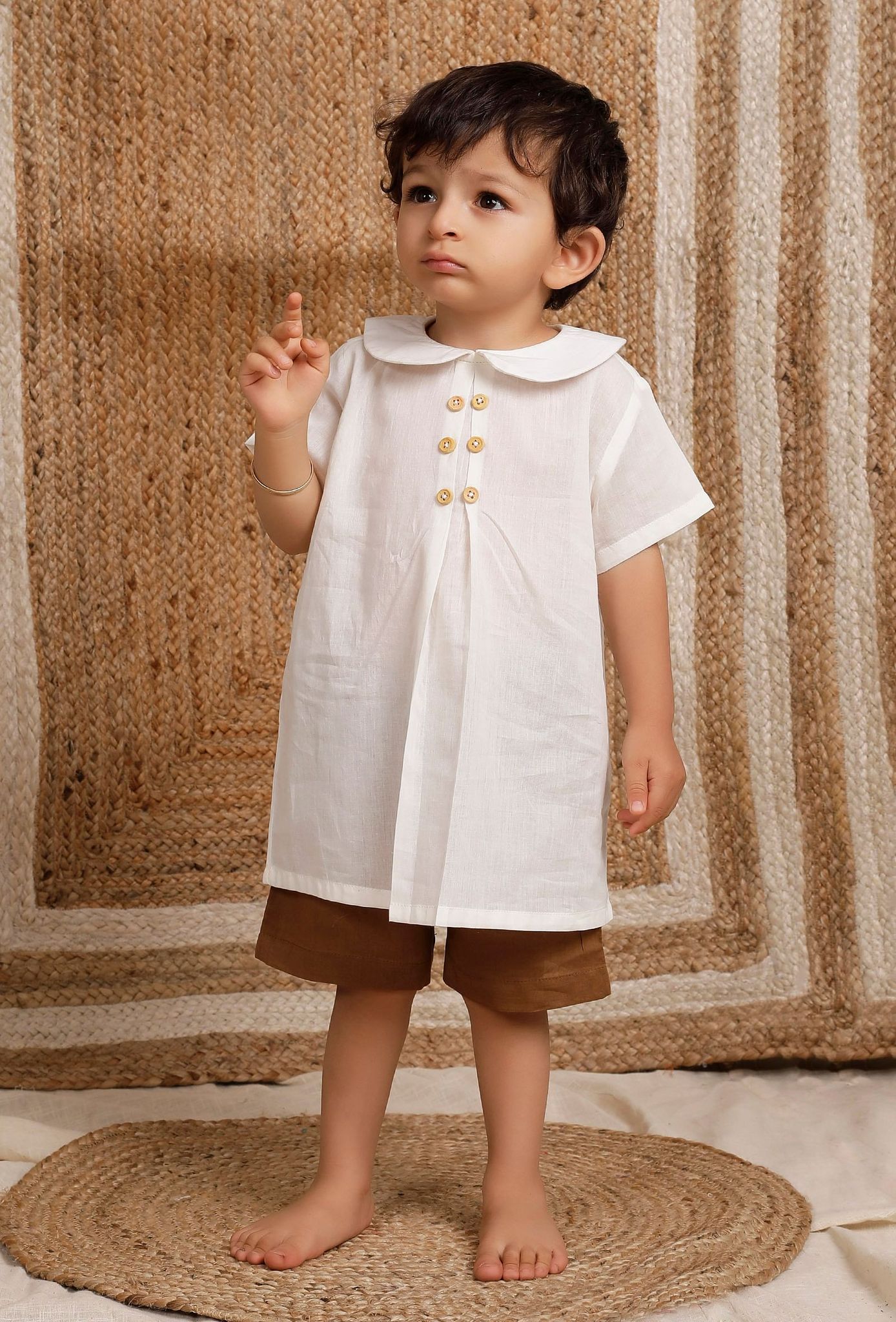Set Of 2: Off-white Mul Mul Short Kurta With Dark Brown Short-4-5Y
