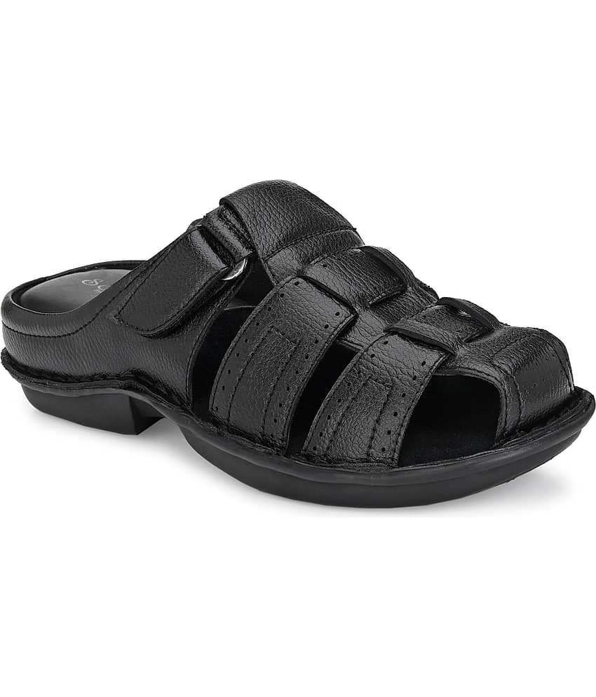 softio - Black  Men's Sandals